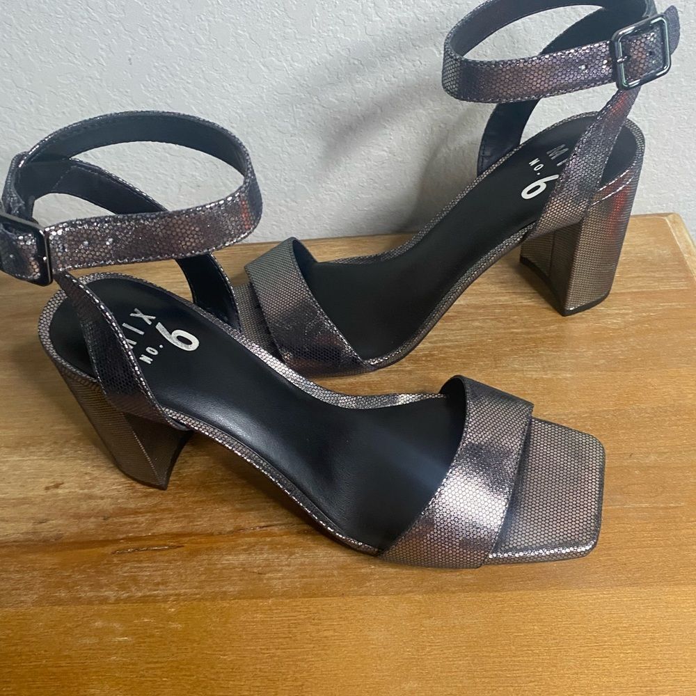 New Women’s Pewter Square Toe Block Heel Party Shiny camo metallic Size 8 - Picture 5 of 10